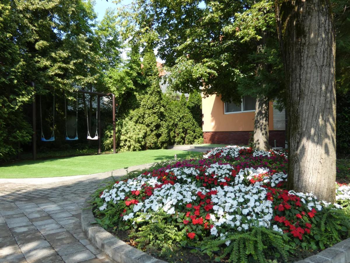 The Boys Apartman Siofok Luaran gambar